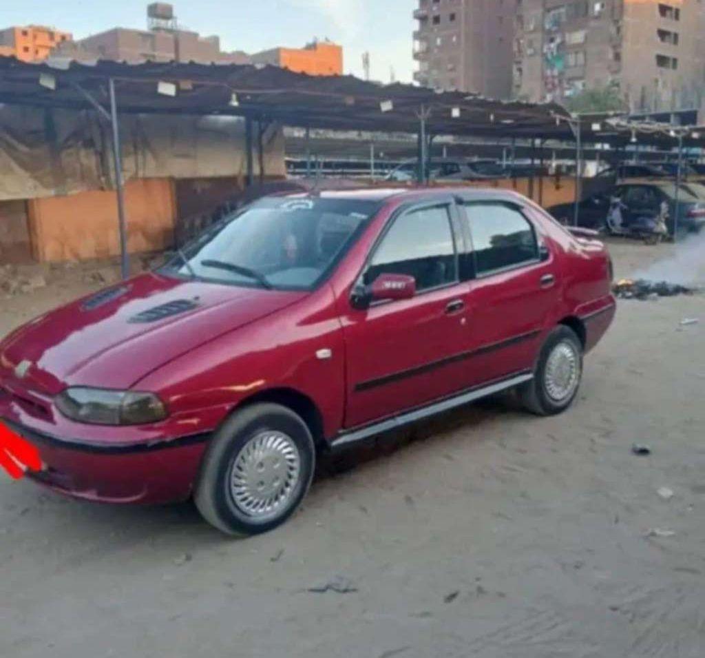 2002 فيات سيينا