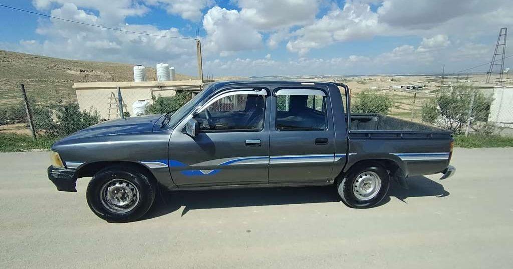 تويوتا هيلوكس 1992