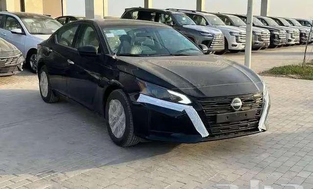 نيسان التيما ستاندر