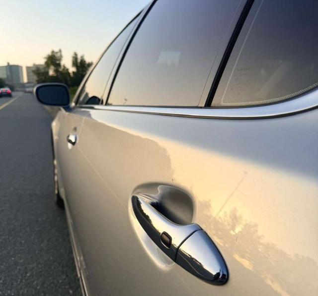 لكزس LS460 2009