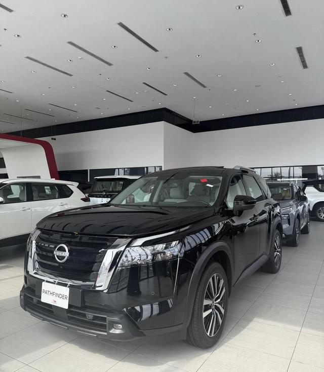 باثفايندر 2025 SV
