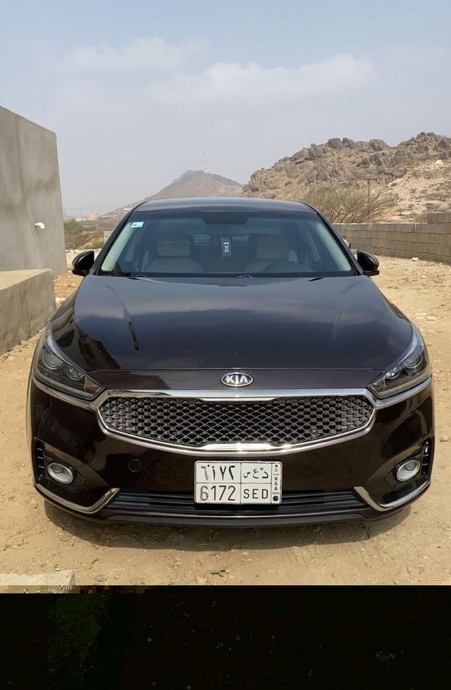 سلعة للبيع بخمسمائة