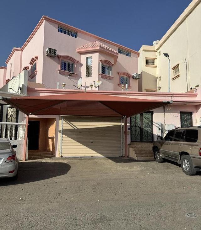 دور مع ملحق