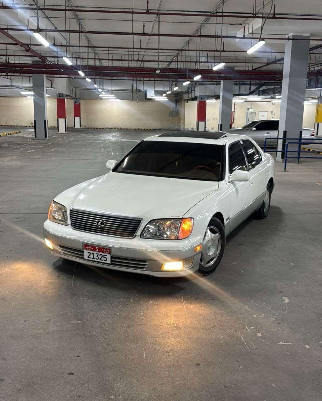 1999 لكزس ls