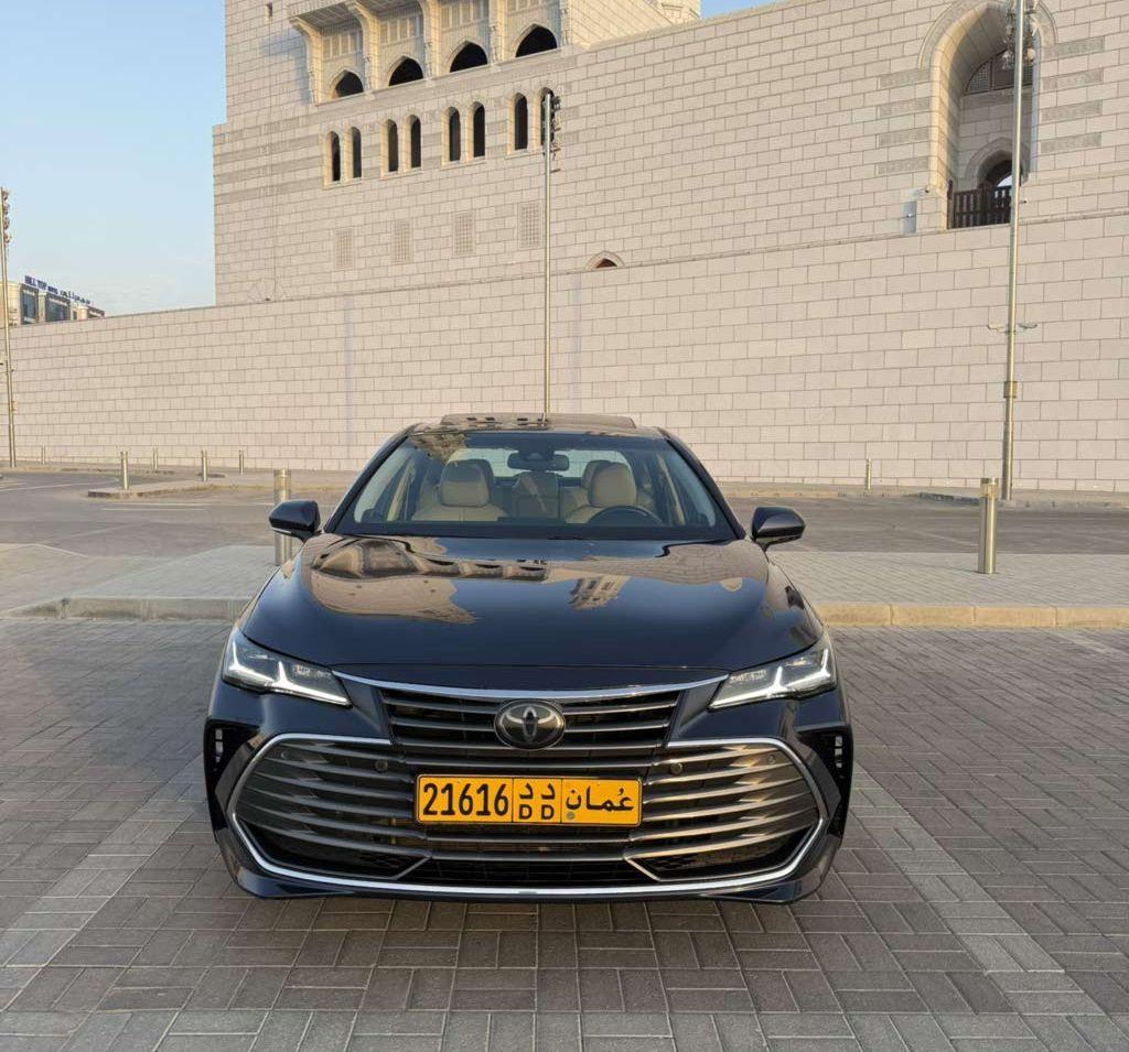 2019 تويوتا افالون