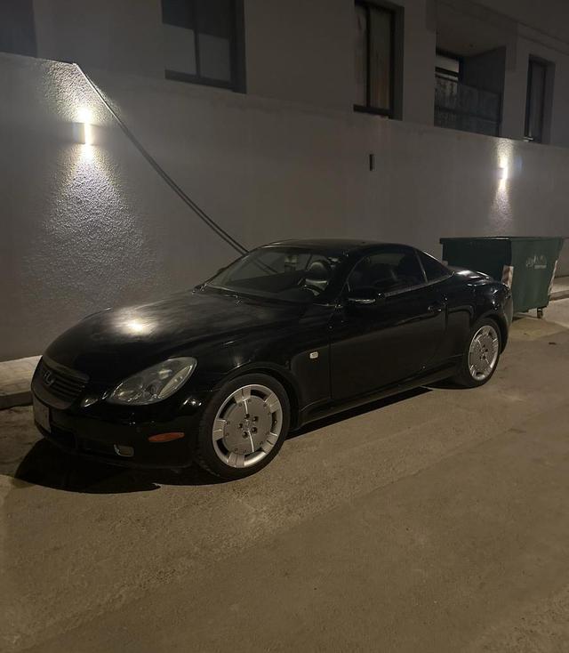 للبيع لكزس SC430