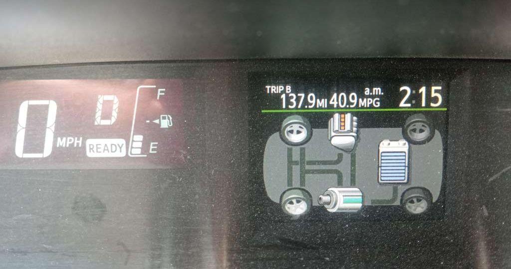تويوتا بريوس 2015