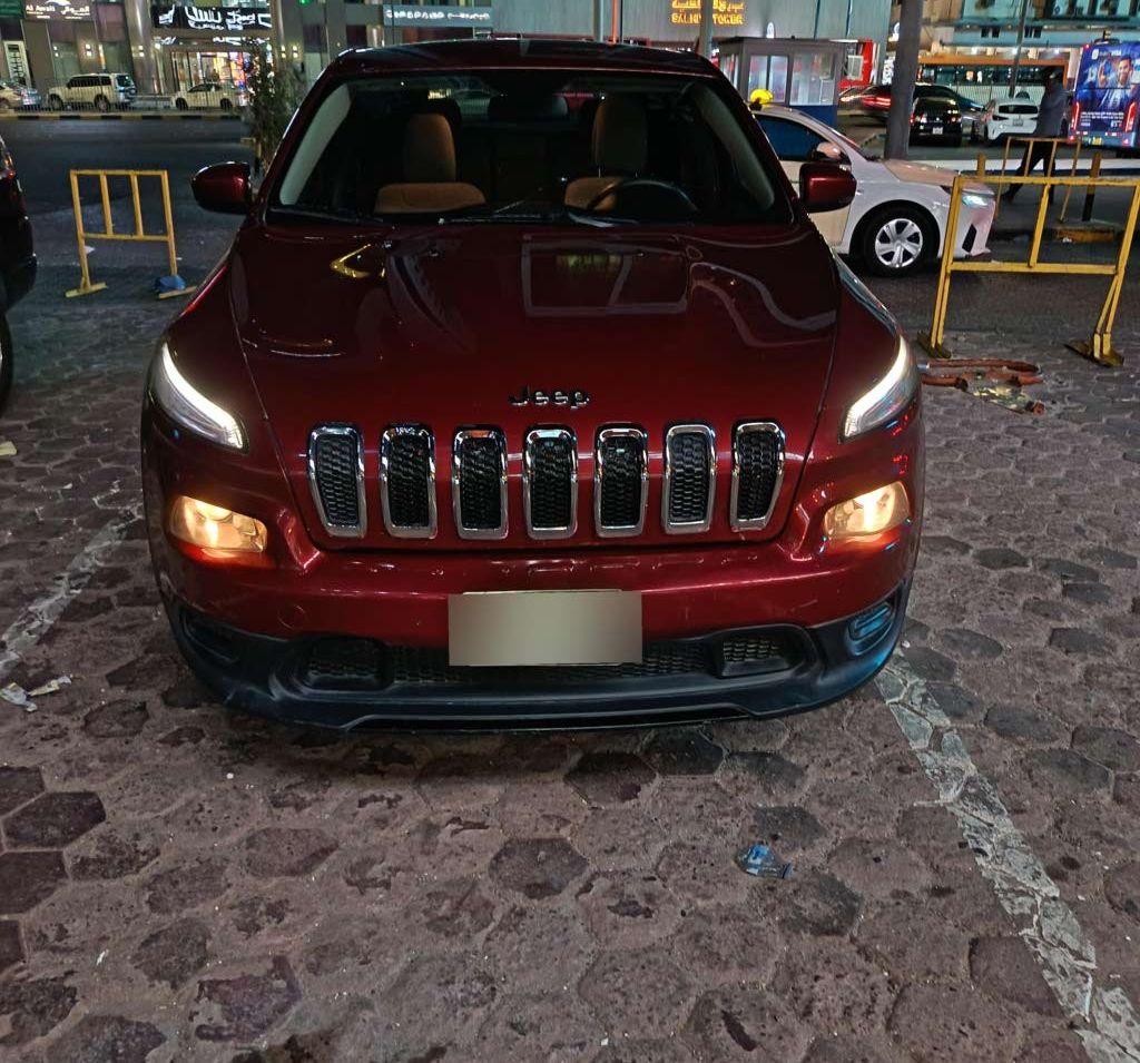 2016 جيب شيروكى