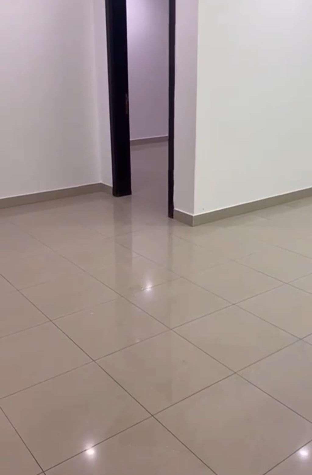 شقه للإيجار ب
