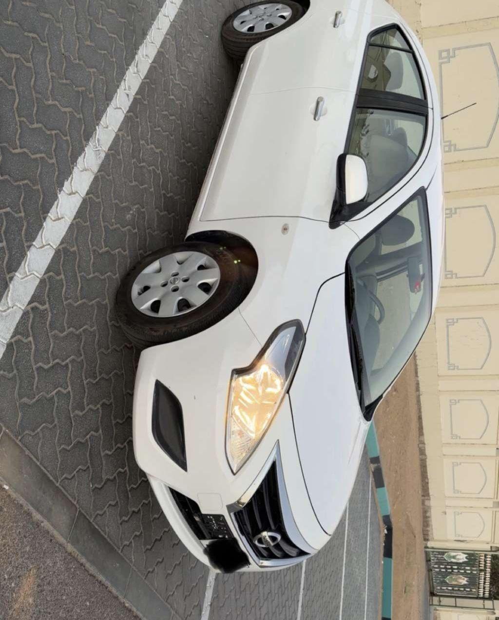 2022 نيسان صني