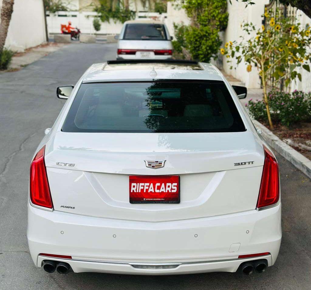2017 كاديلاك CT6