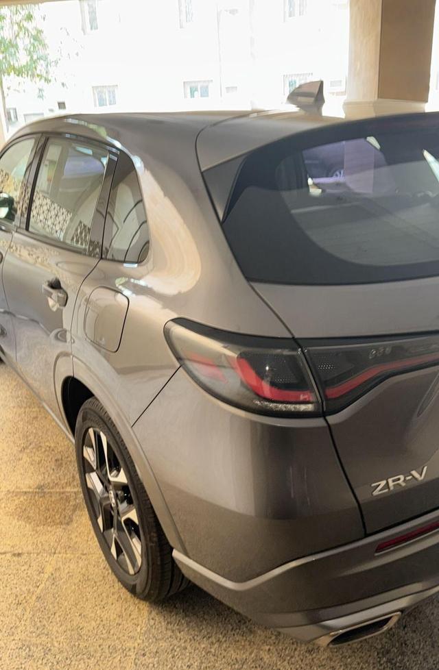 هوندا ZRV 2024