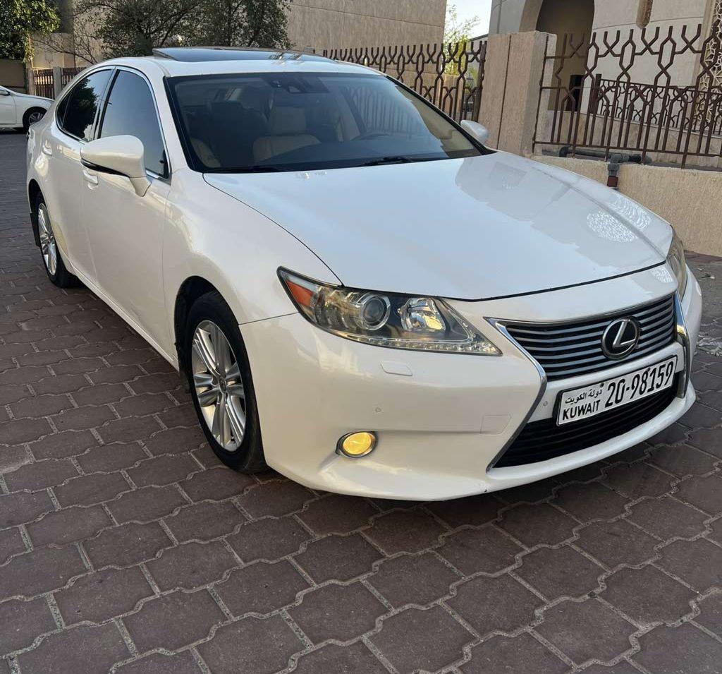 2013 لكزس ES