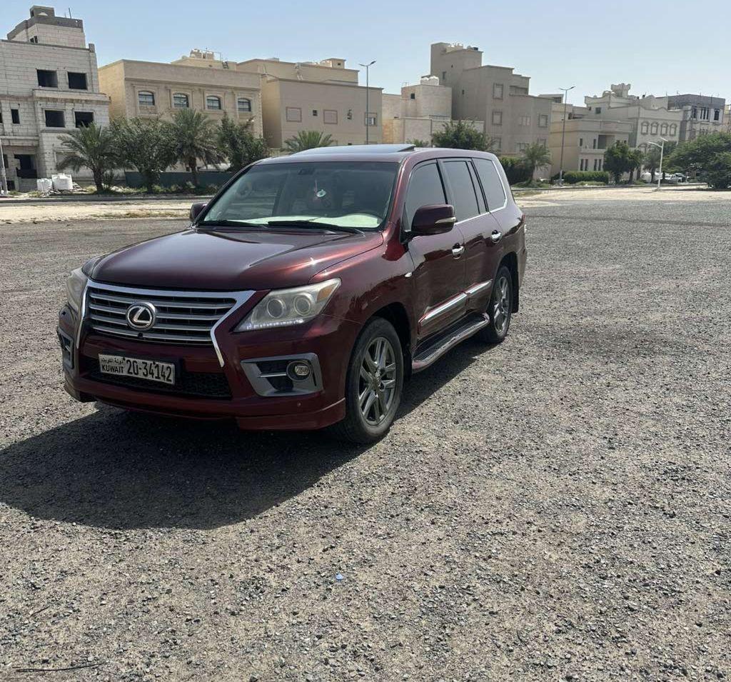 2008 لكزس LX