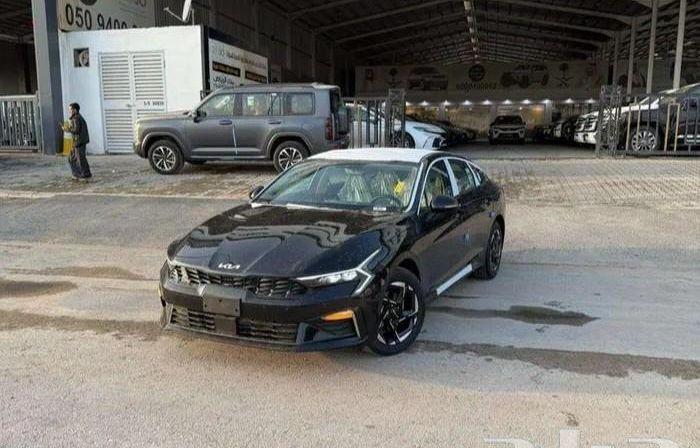 كيا k5 استاندر