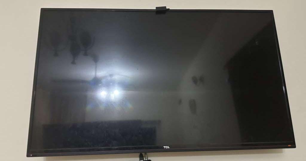 شاشه تلفاز tcl