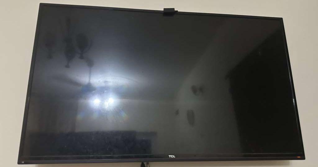 شاشه تلفاز tcl