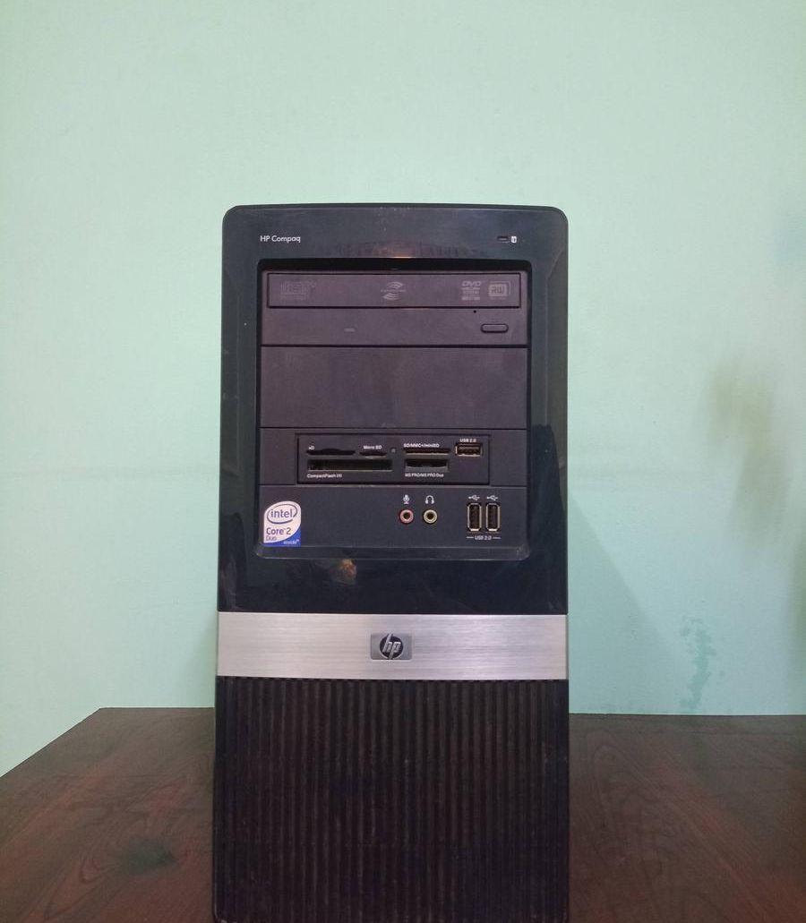 كمبيوتر مكتبي hp