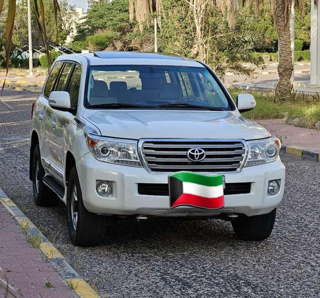 2012 تويوتا لاند