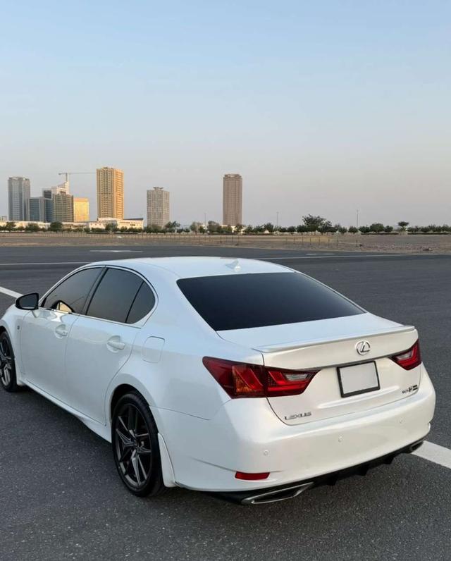 لكزس GS 250