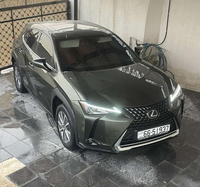 2021 لكزس ux