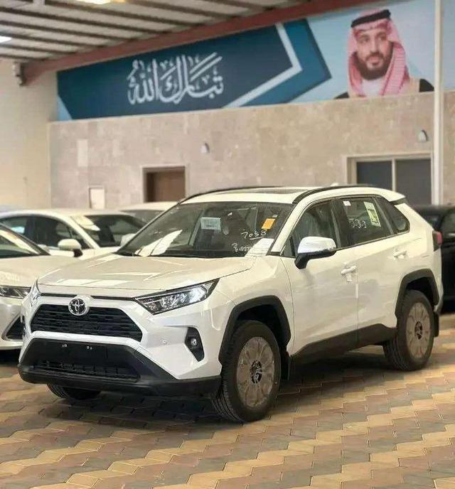 تويوتا راف فور