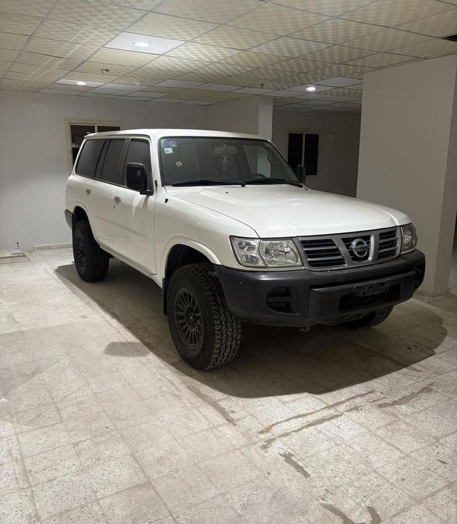 نيسان باترول 2004