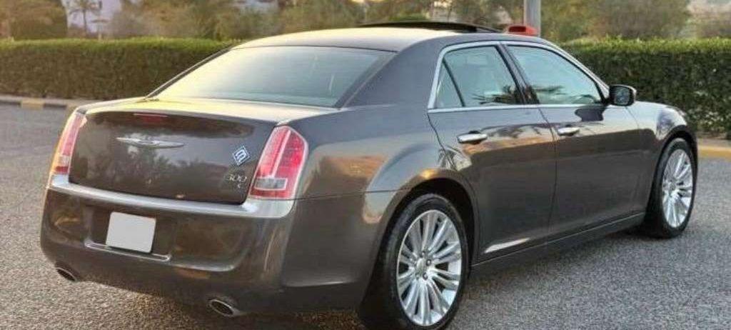 2014 كرايسلر 300