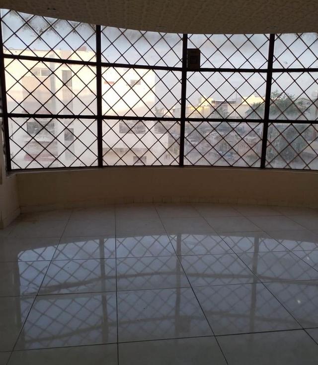 دور للايجار -
