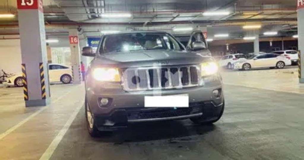 2012 جيب جراند