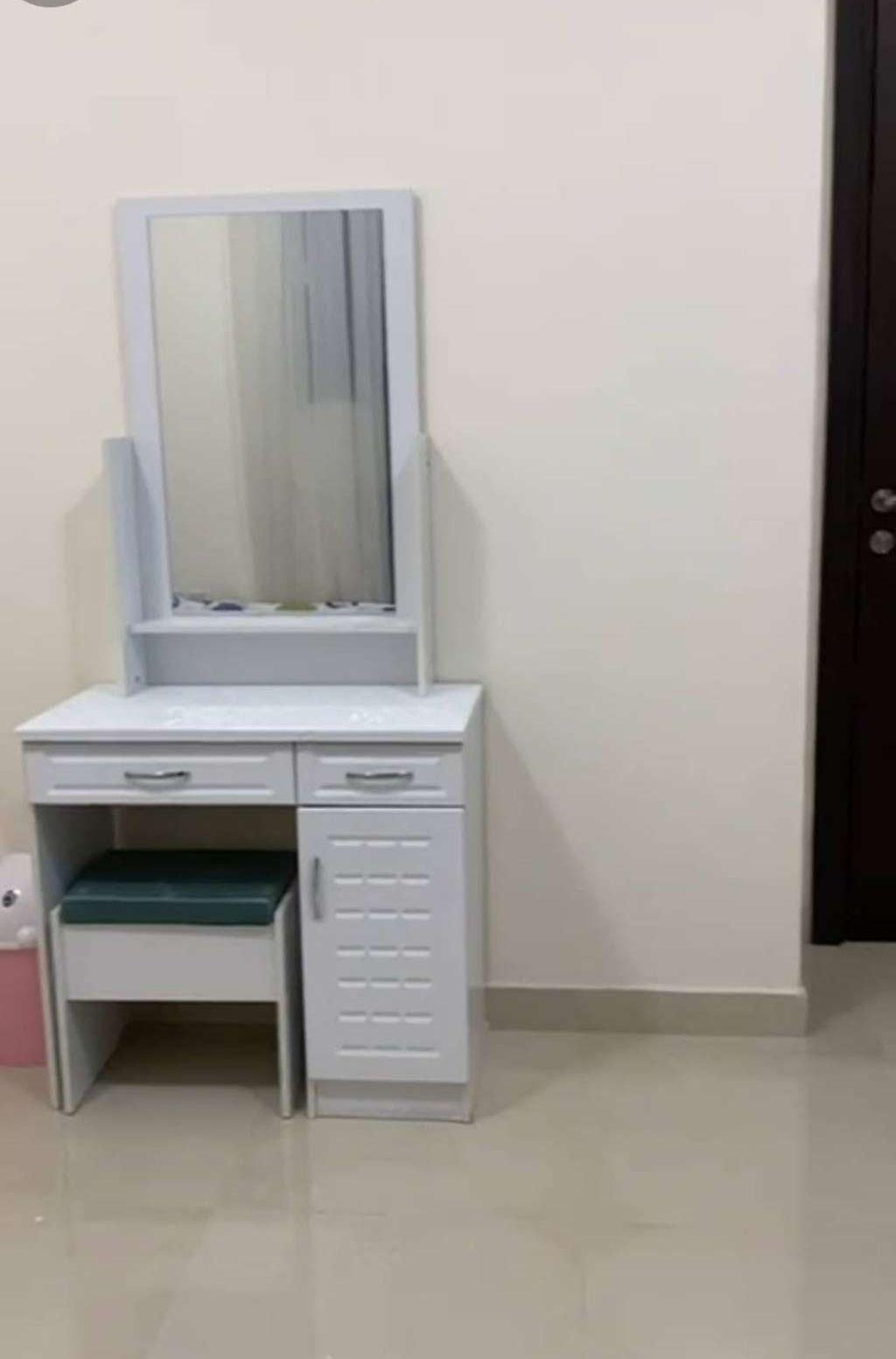 غرفة للايجار لبنت