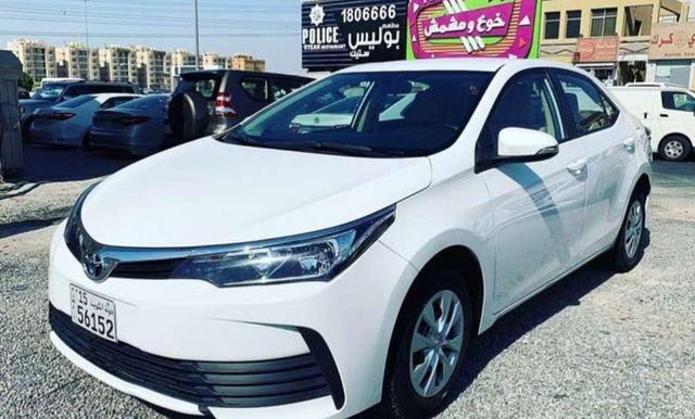 2025 تويوتا كورولا