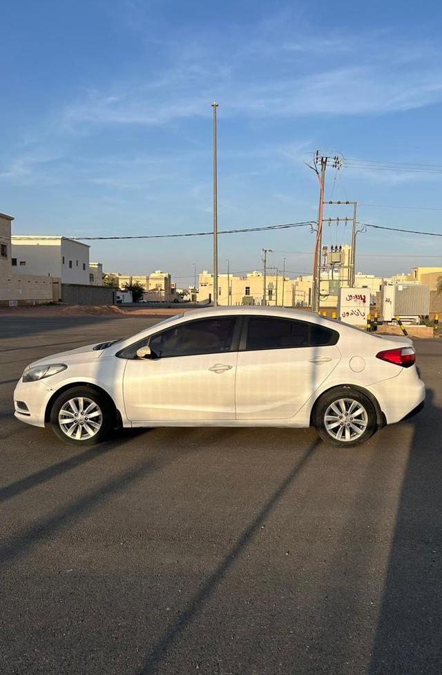 كيا سيراتو