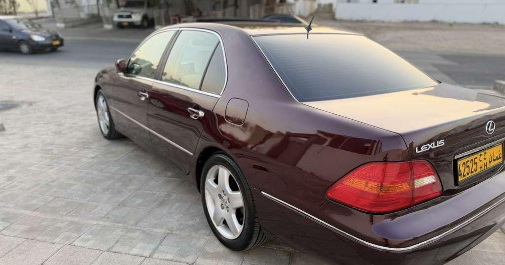 2004 لكزس LS