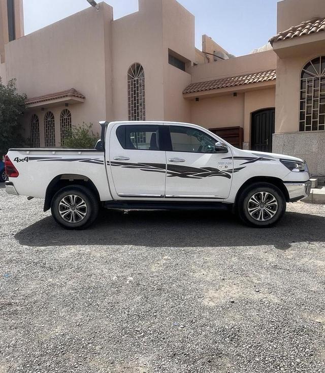 هايلكس دبل 2022