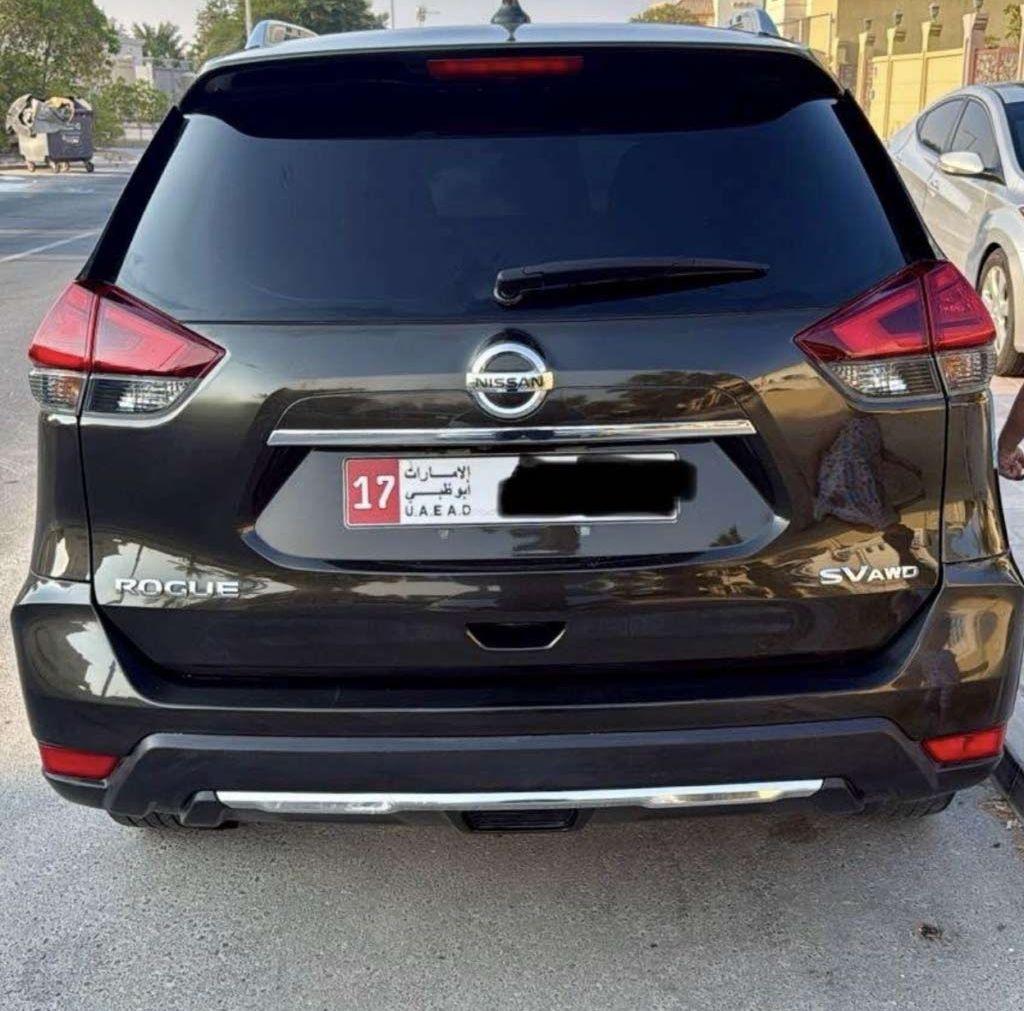 2017 نيسان X-تريل