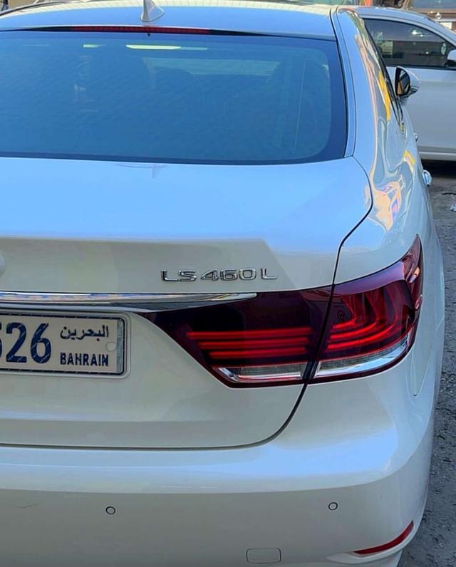 لكزس LS 460