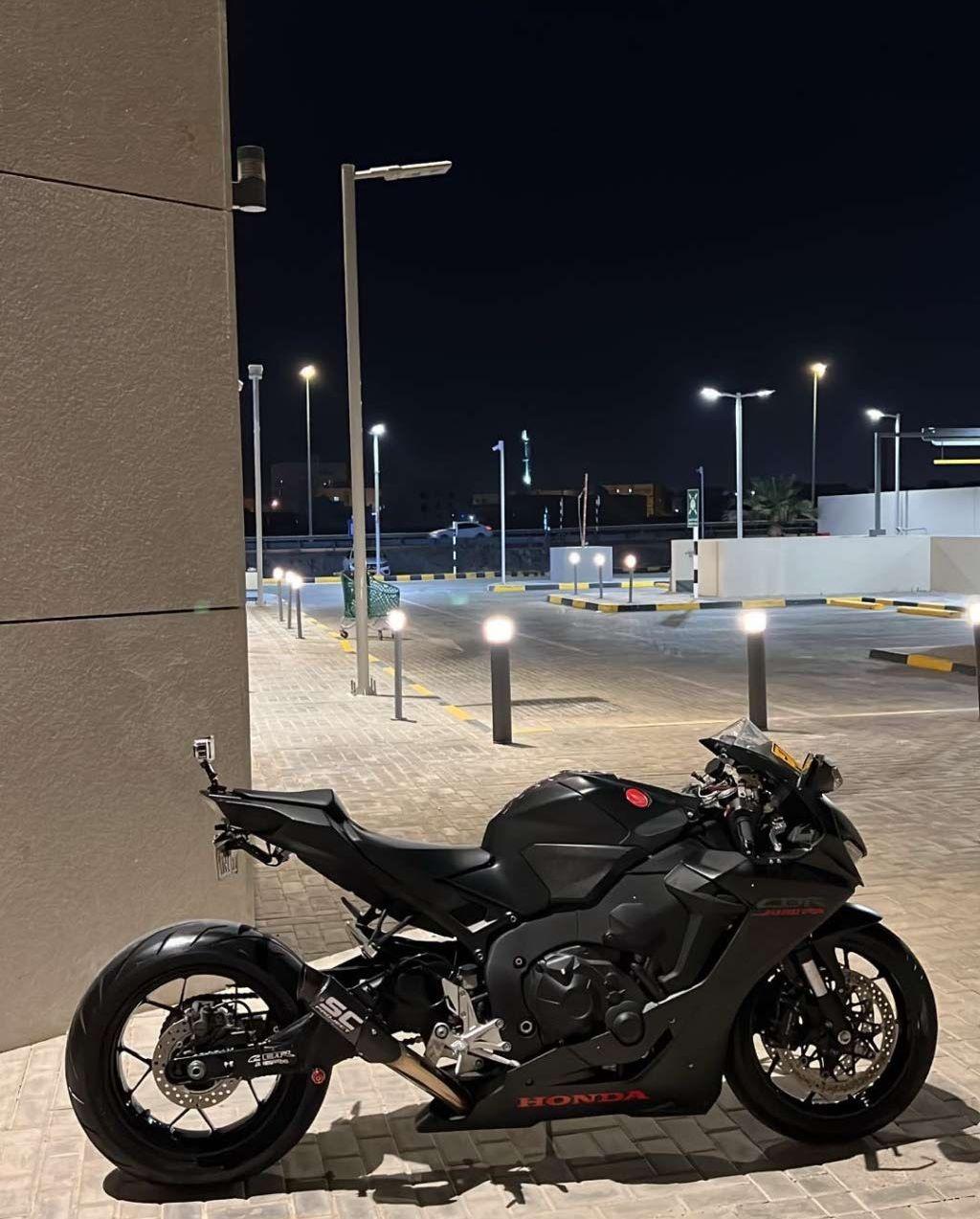 2021 هوندا CBR1000RR
