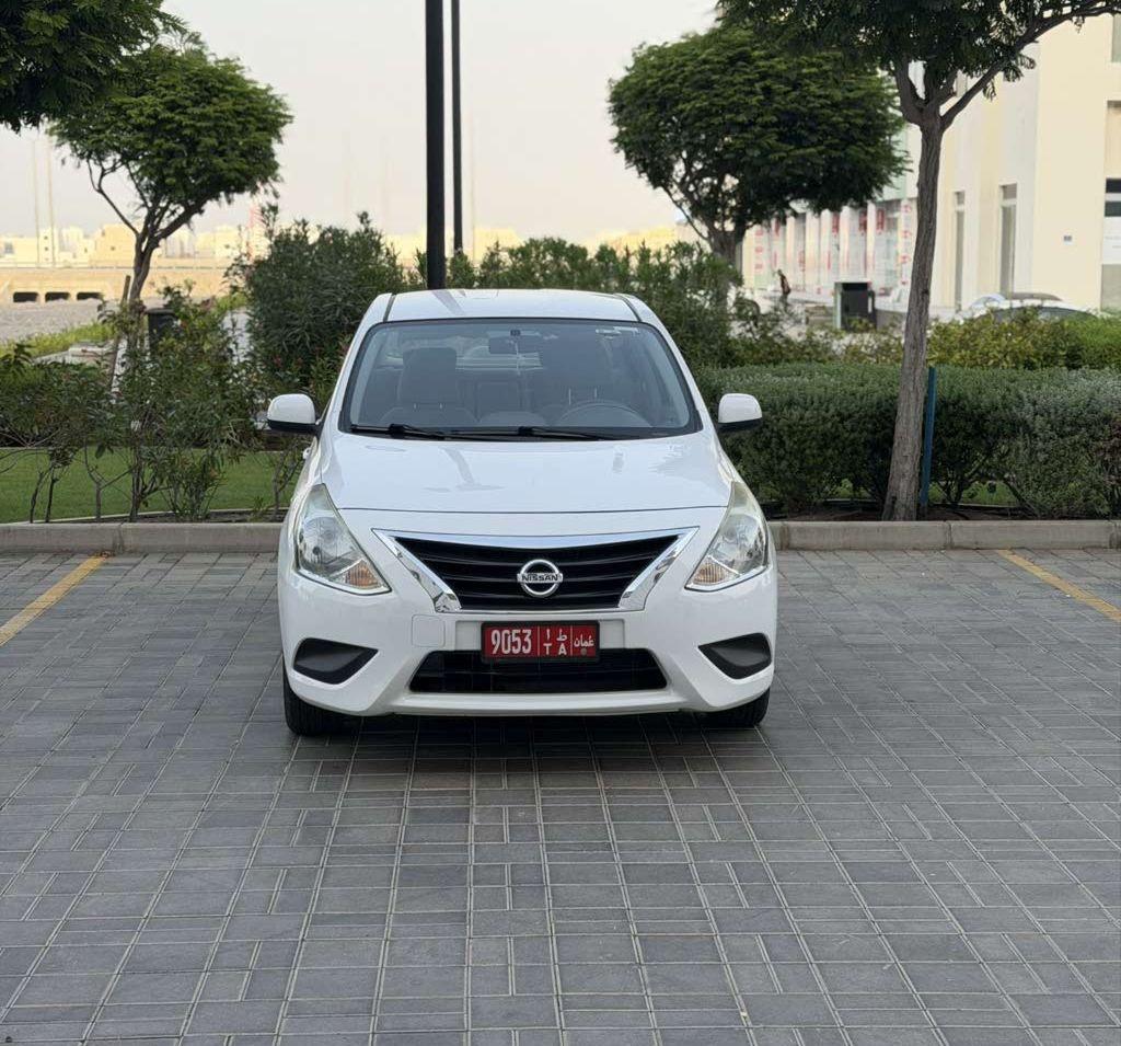 2022 نيسان صني