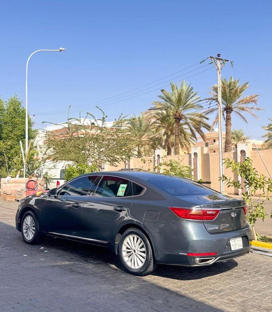 أجهزة مطبخ متنوعة