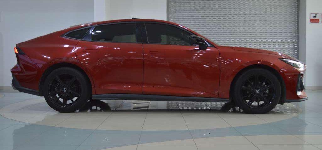 2024 شانجان UNI-V