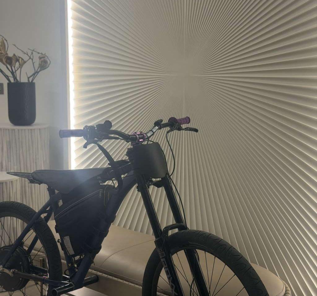 72v E -