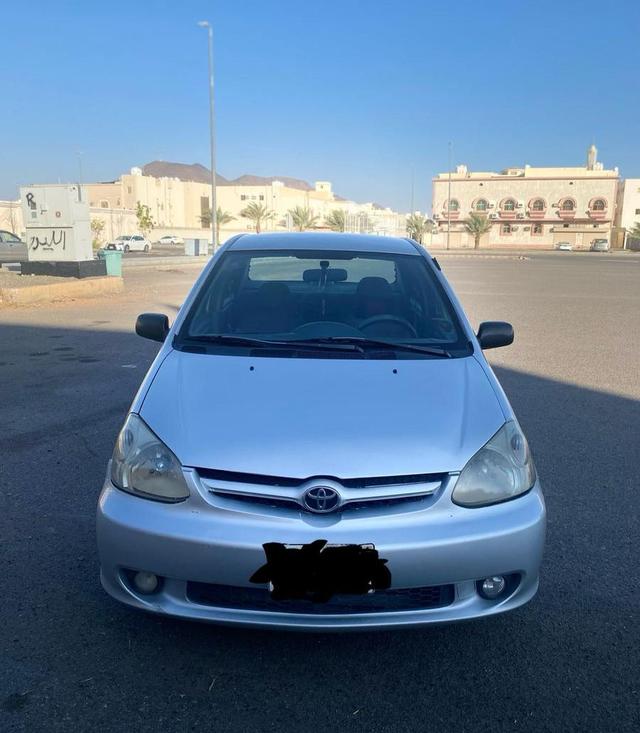 سيارة للبيع
