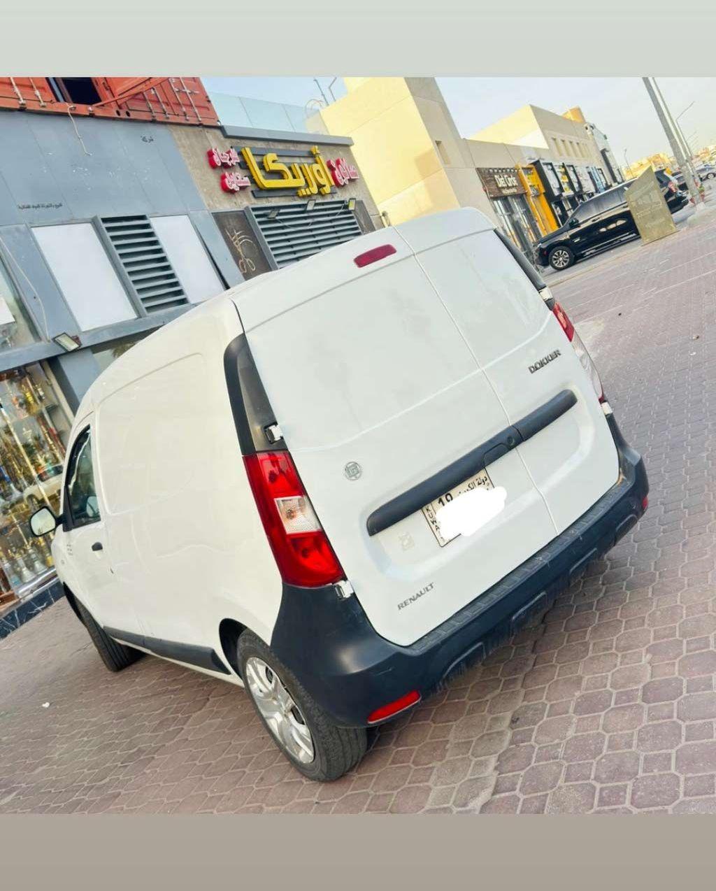 2021 رينو دوكر