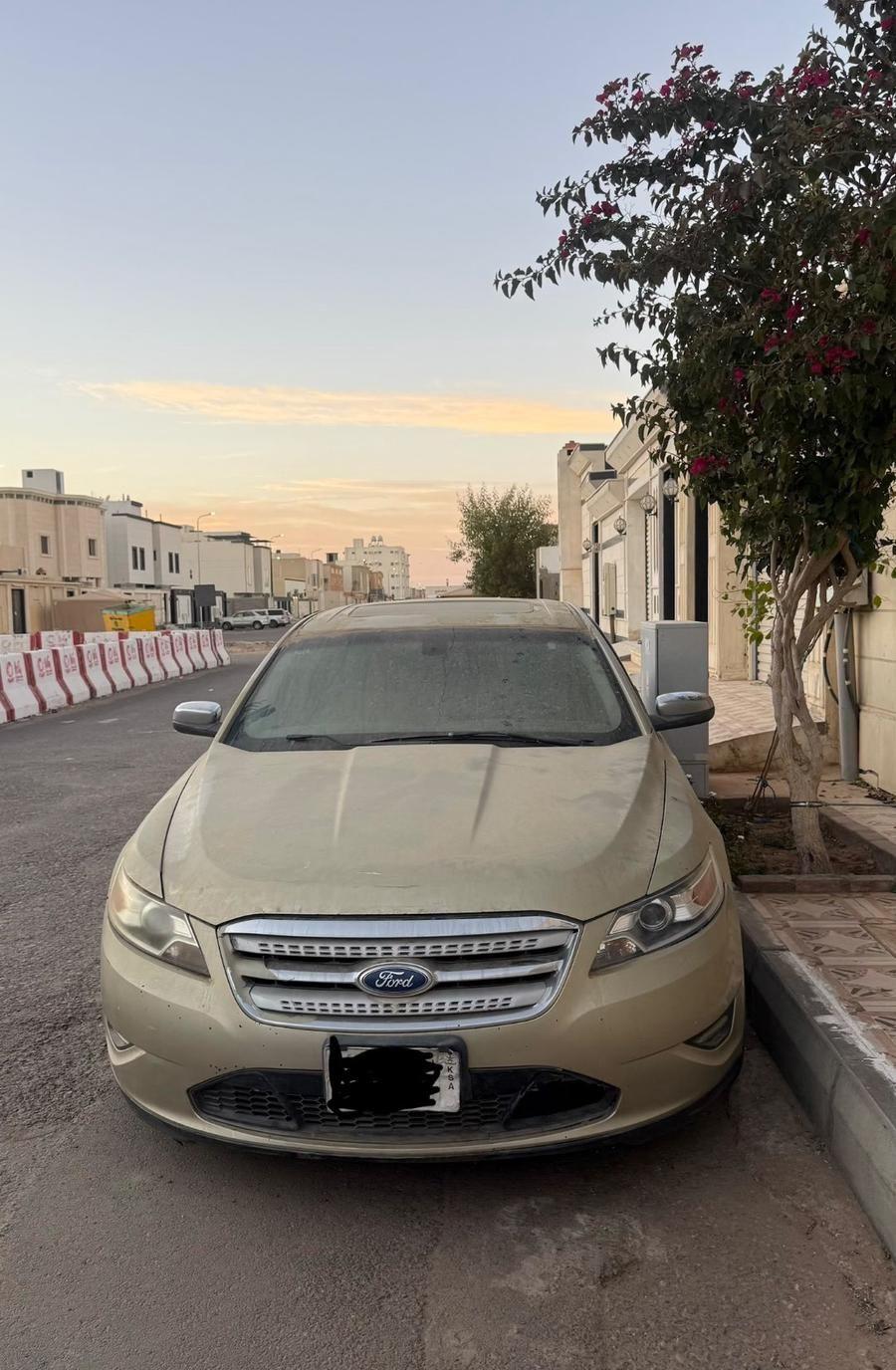 فورد تورس للبيع