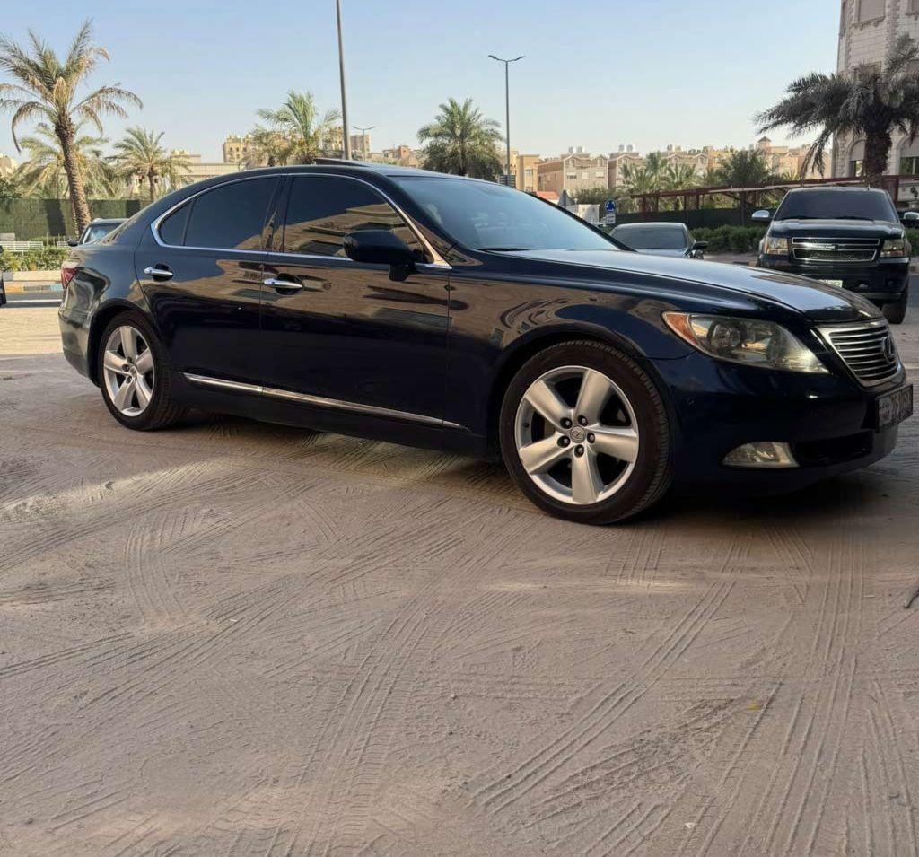 2008 لكزس LS