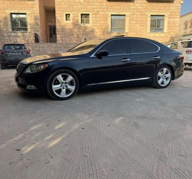 2008 لكزس LS
