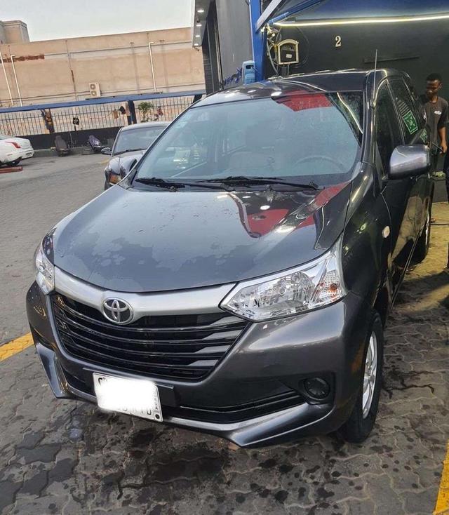 افانزا تايوتا 2018جده