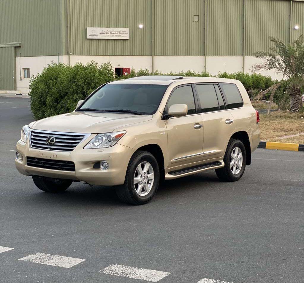 2010 لكزس LX