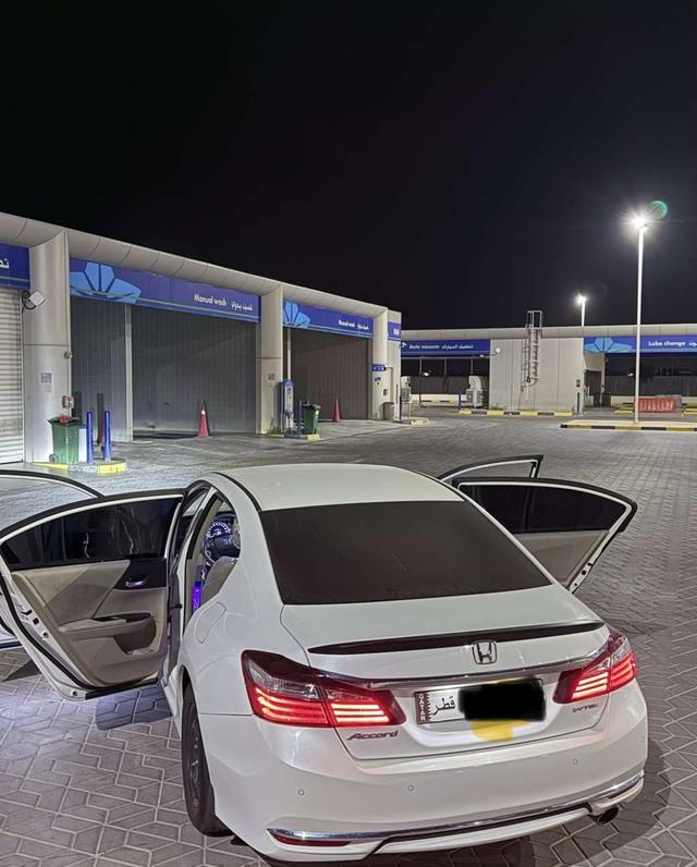 هوندا أكورد EX